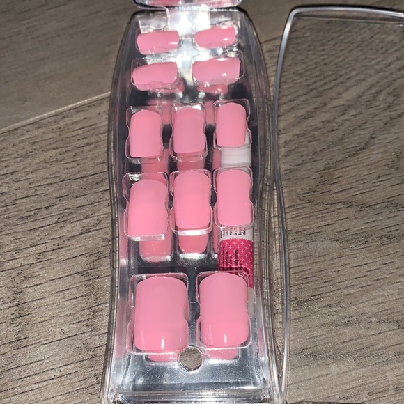Artificial Nails x3 - Picture 2 of 5